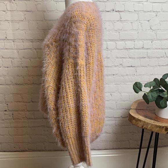 RAGA Eyelash V neck Sweater - Picture 9 of 15